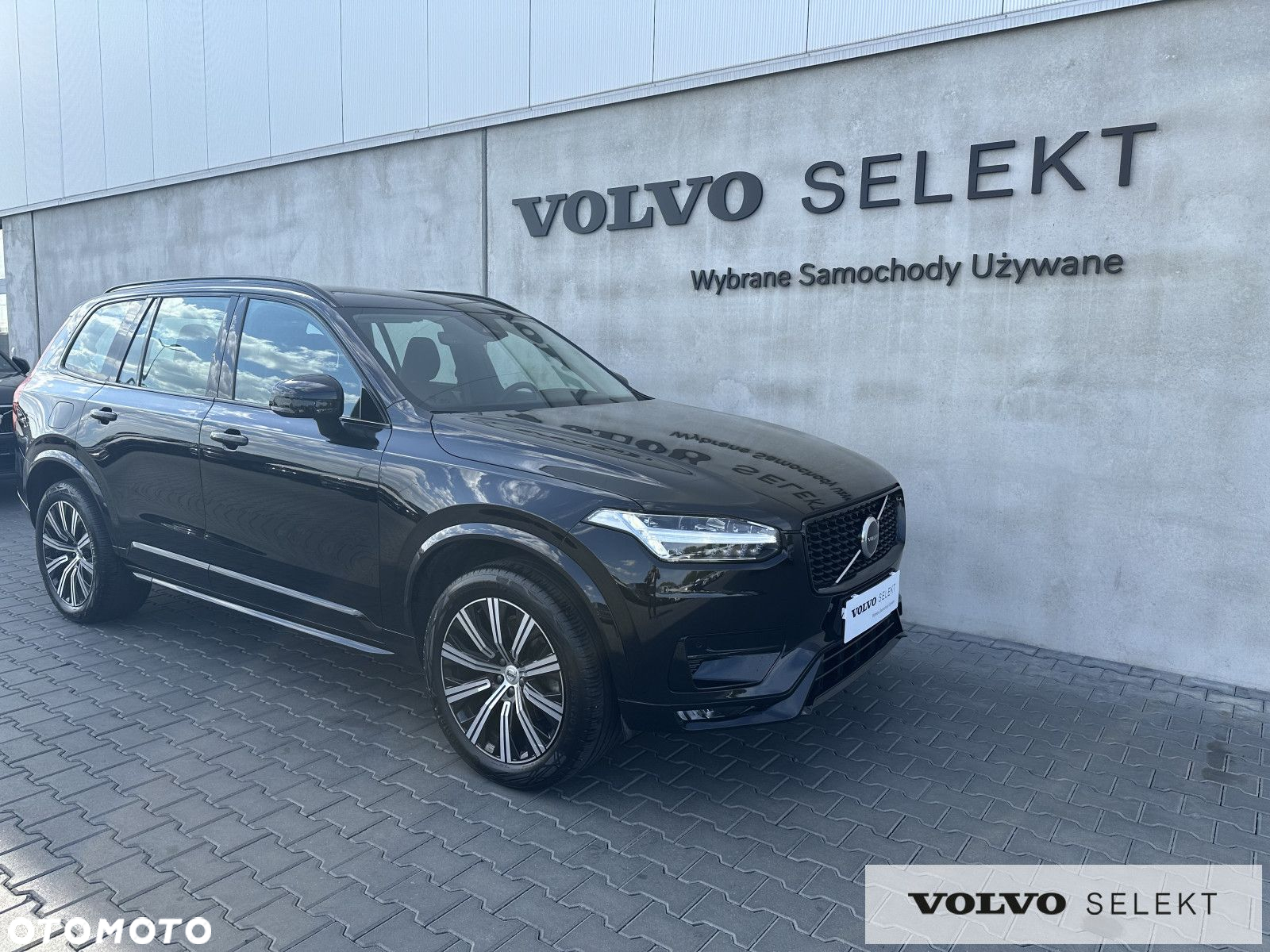 Volvo XC 90 - 9