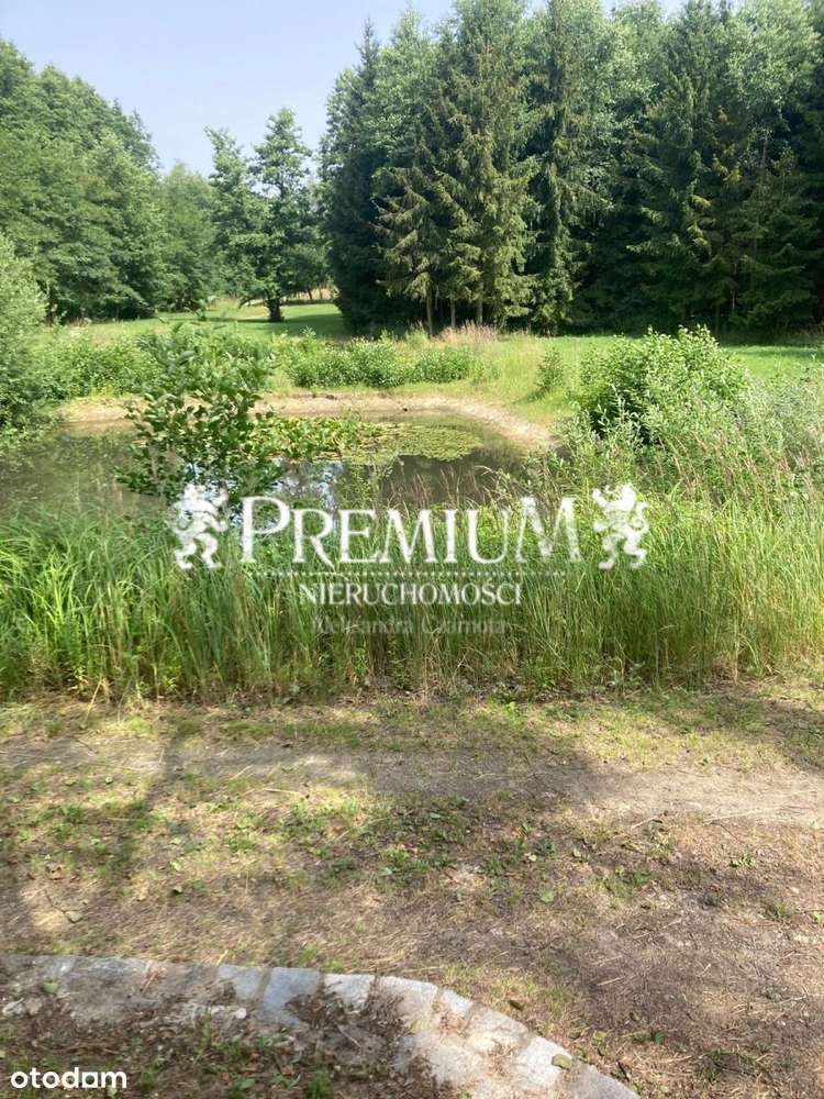 Wyjatkowa nieruchomość - działka z prywatnym-2