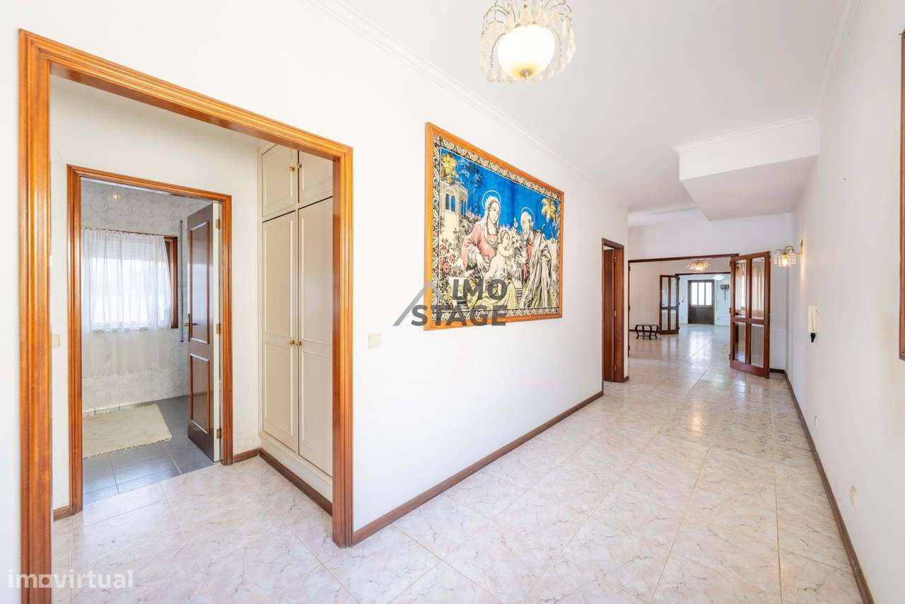 Moradia Térrea com Terreno 1.200m2 Excelente Oportunidade em Espinho-17