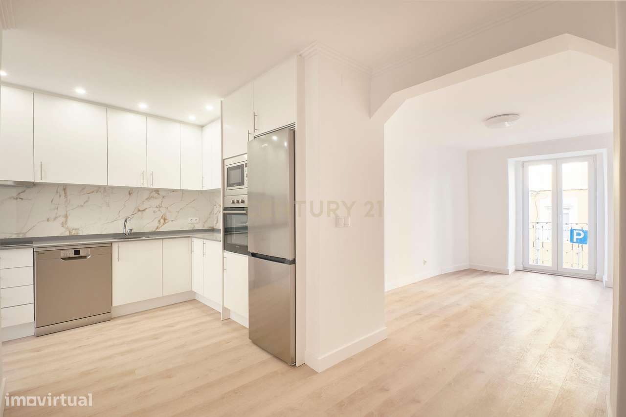 Apartamento T2 Renovado  - Graça junto à Vila Berta - Grande imagem: 2/20