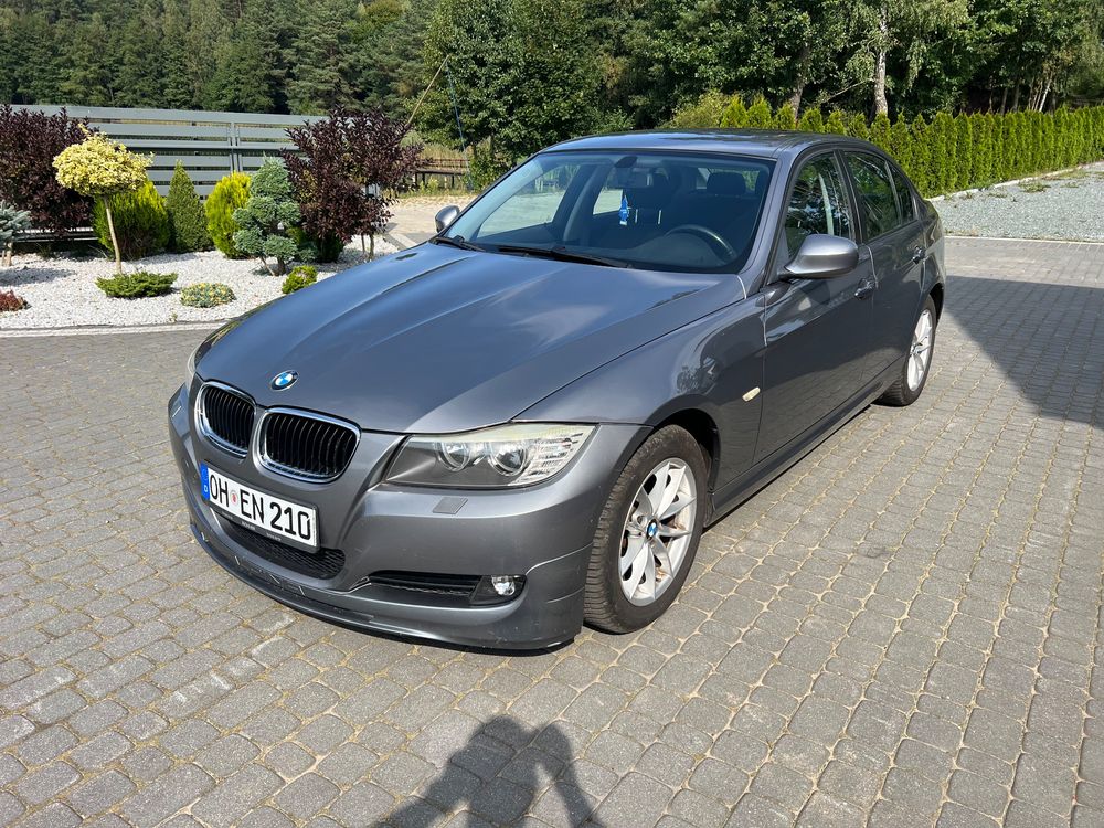 BMW 3 Series E90/E91/E92/E93 318i Edition Lifestyle 2009