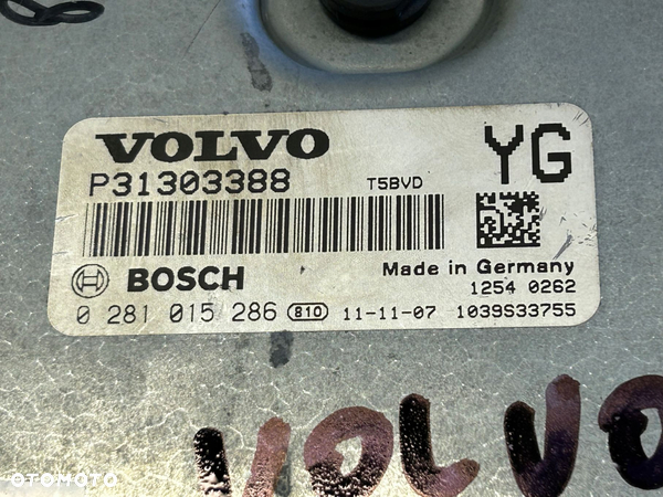 VOLVO V50 2,4 D5 KOMPUTER STEROWNIK P31303388 - 2