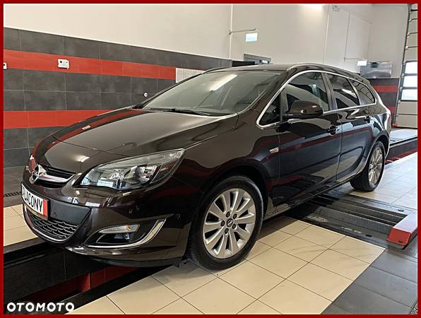 Opel Astra 1.6 ECOTEC DI Turbo Sports Tourer ecoFLEX St Style - 1