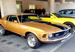 Ford Mustang - 1