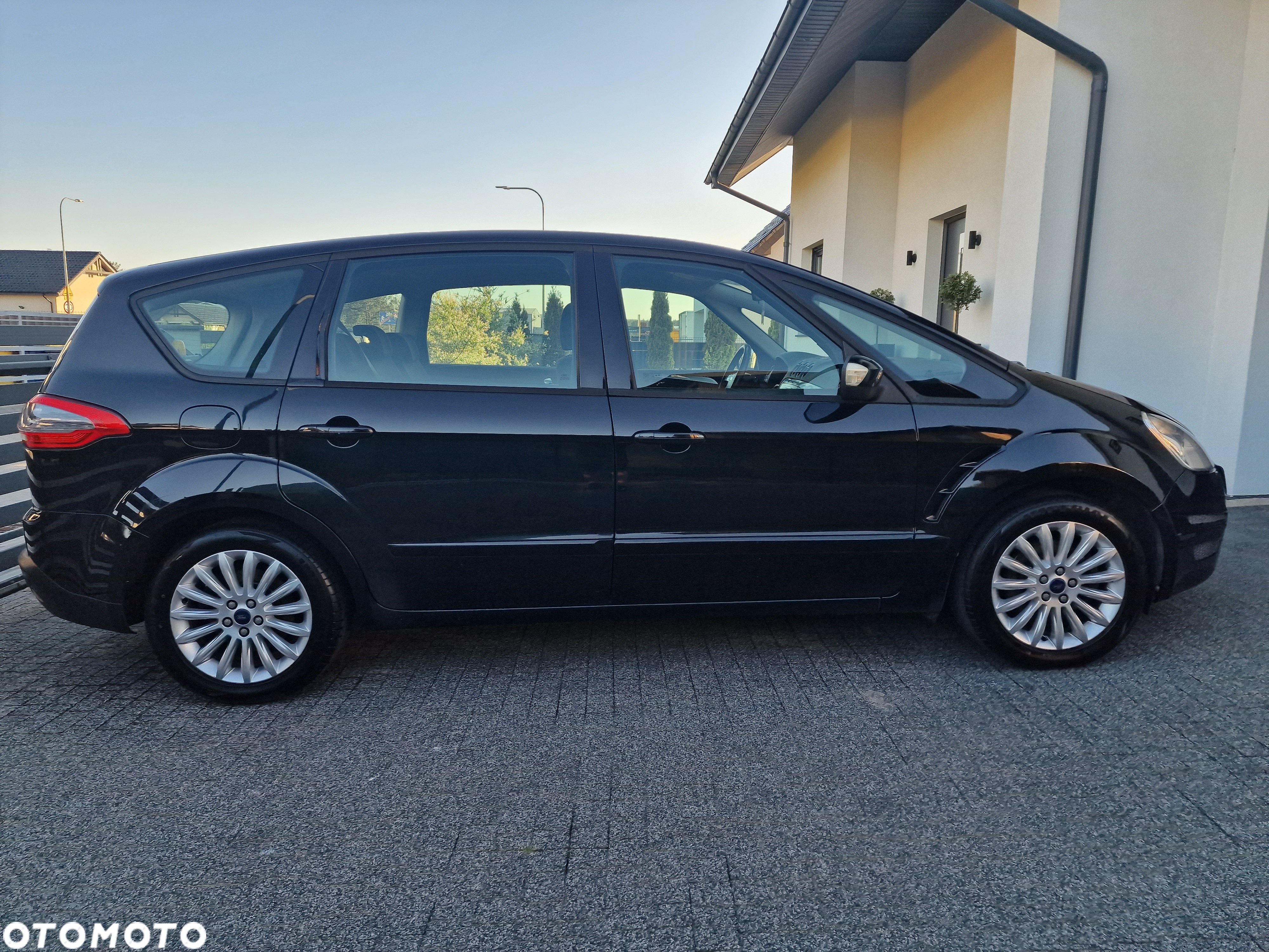 Ford S-Max 2.0 TDCi DPF Titanium - 8