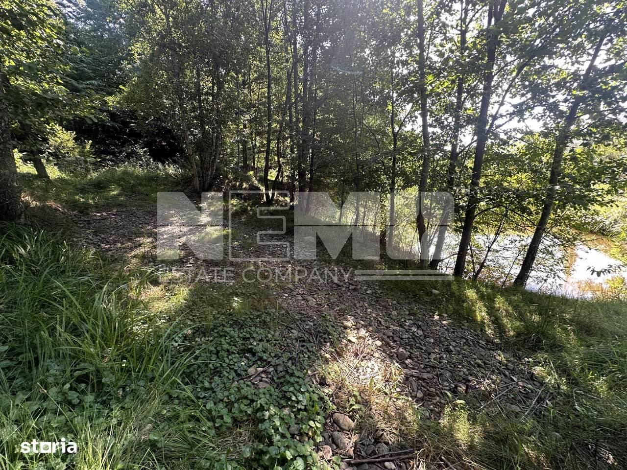 Teren 15 Ari | Cu Iaz & Terasat | Drumul Principal | 40.000 € - Imagine principală: 3/5