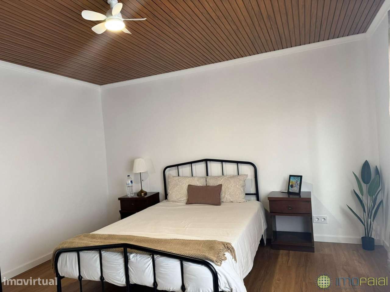 Venda Moradia - Grande imagem: 4/17