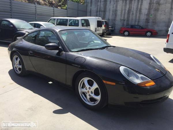 Porsche 911 carrera 3.4 de 1999 para peças - 3