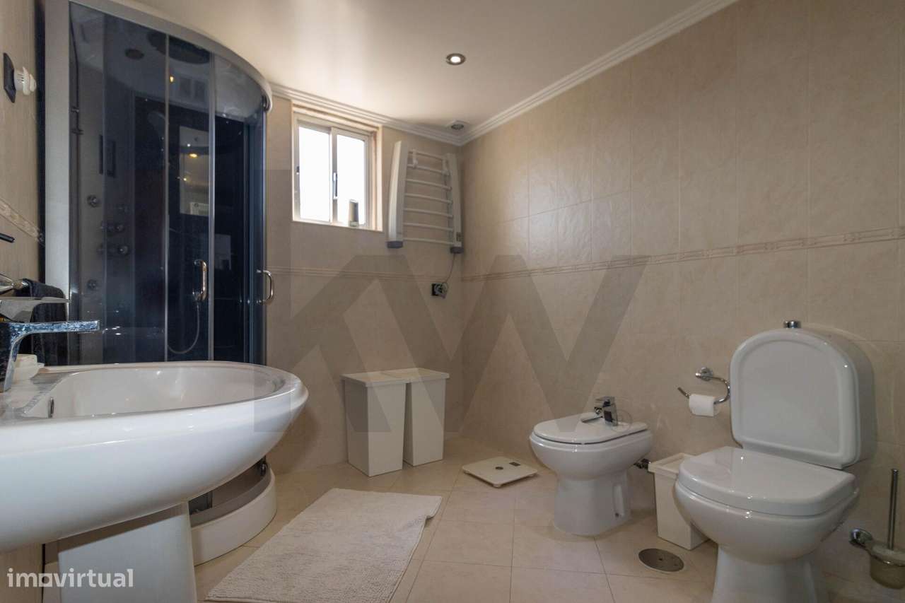 Moradia Isolada em Lote de 1.000 m2 a 20 min de Lisboa!-14