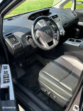 Toyota Prius+ (Hybrid) Executive - 12
