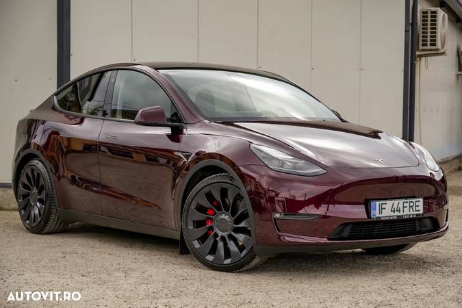 Tesla Model Y - 5