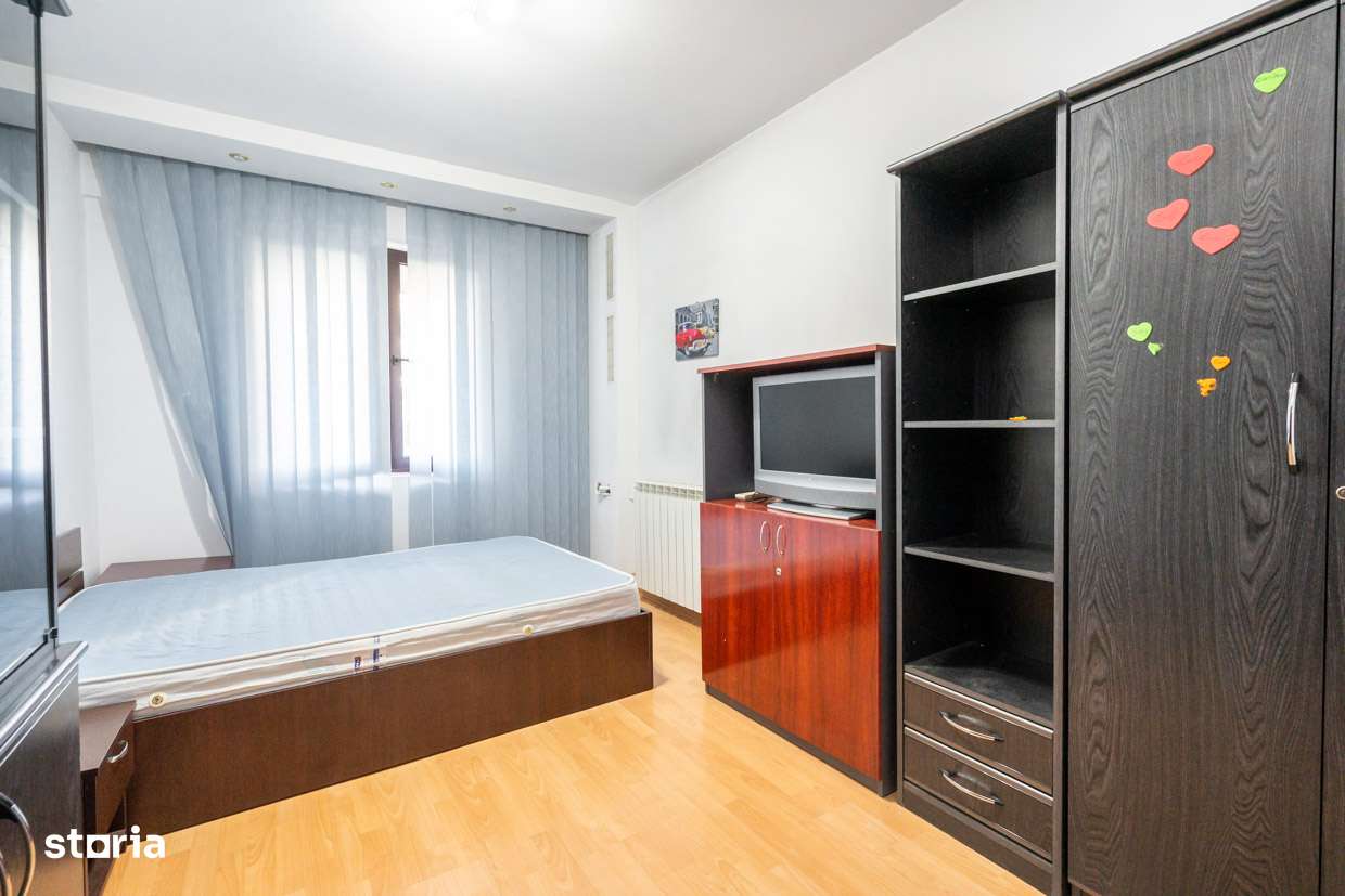 De vanzare - Apartament cochet Metrou Universitate-2