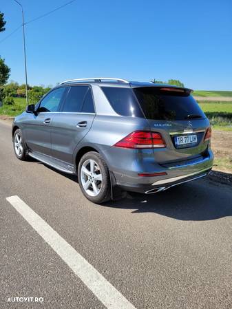 Mercedes-Benz GLE 250 d 4MATIC - 2