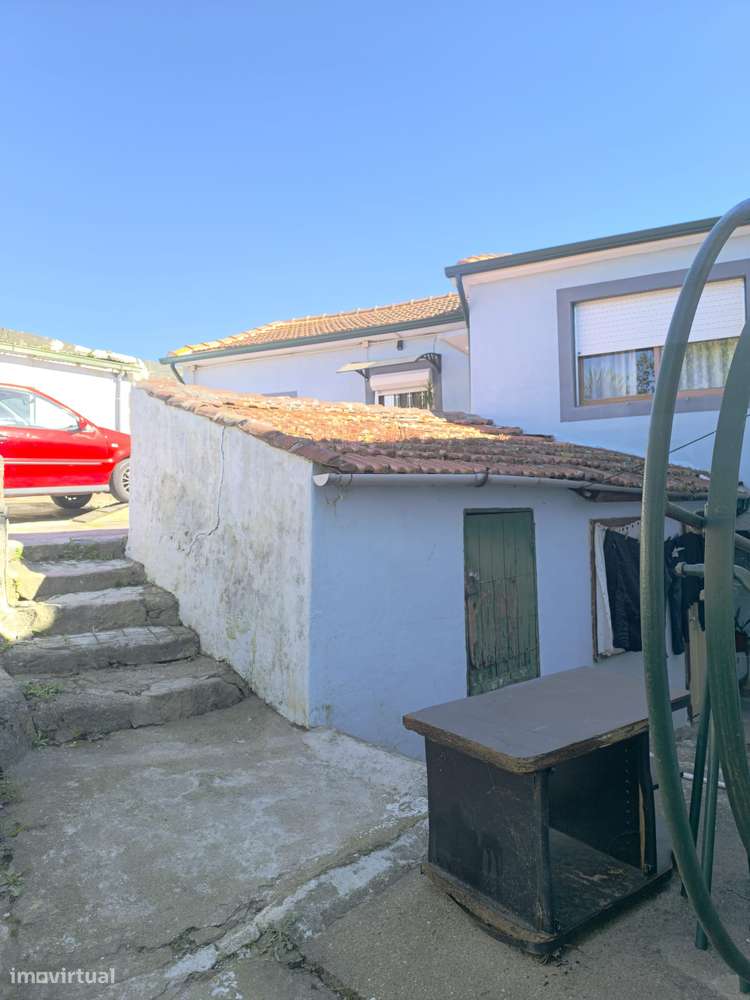 Quintinha com 4 Casas em Porto Campanhã-8