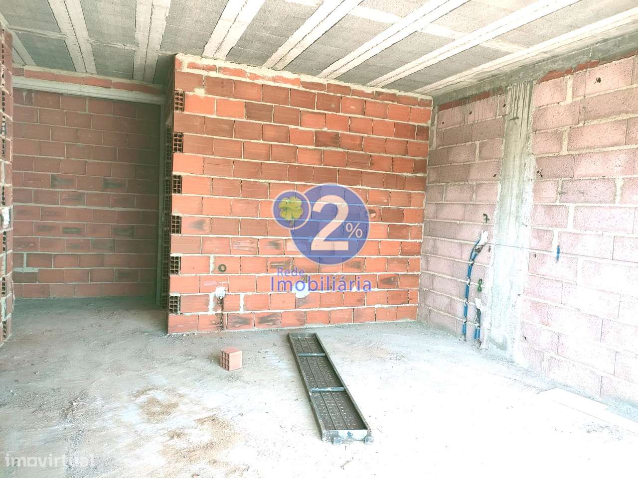 Moradia T3+1 em construção-10