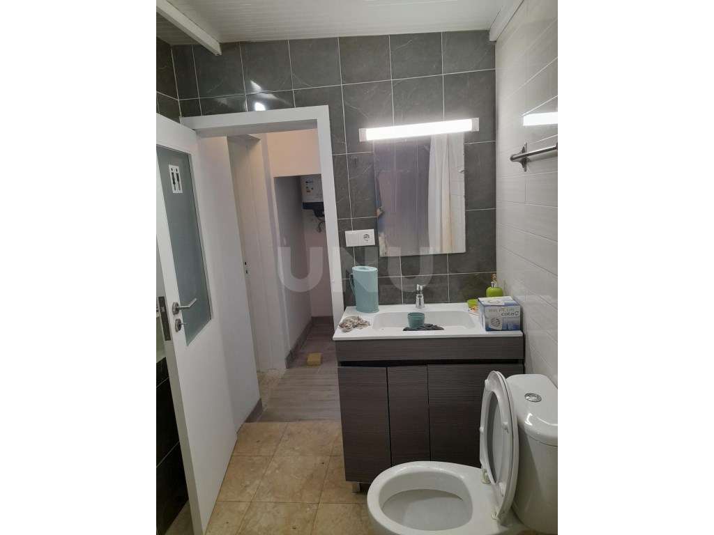 Conjunto de 3 Moradias Térreas - Investimento com Rendimento Imediato-19