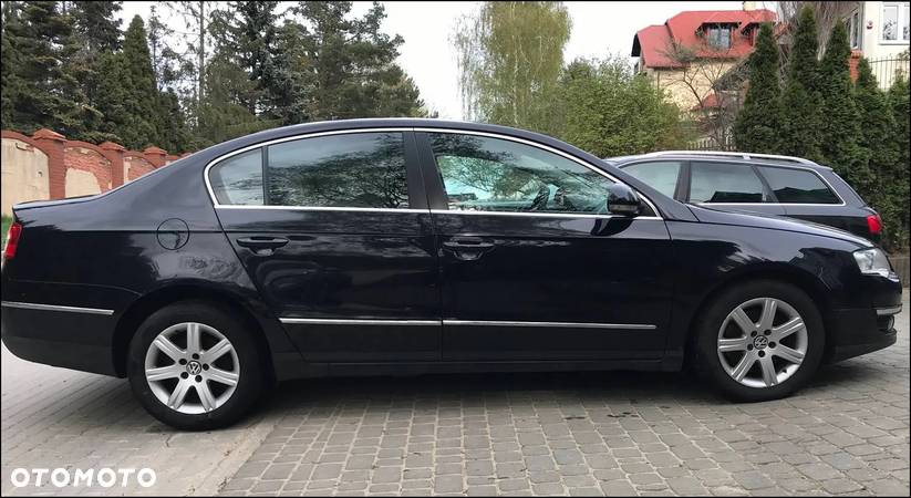 Volkswagen Passat 2.0 TDI Comfortline DSG - 7