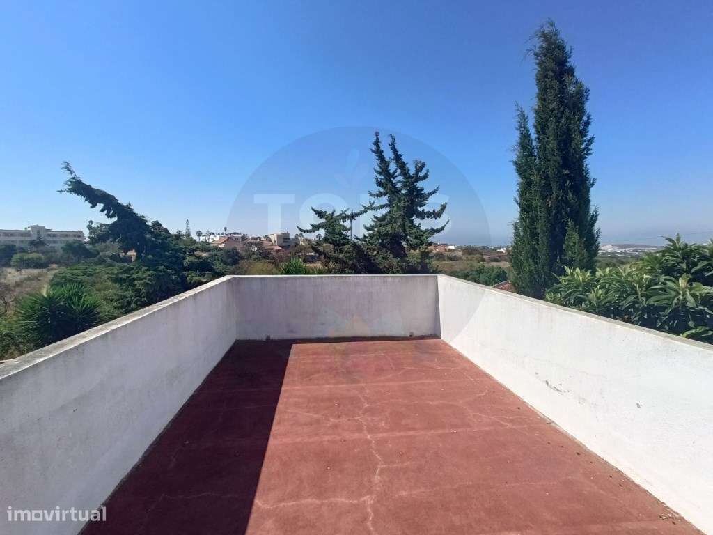 Moradia Isolada com AL-30