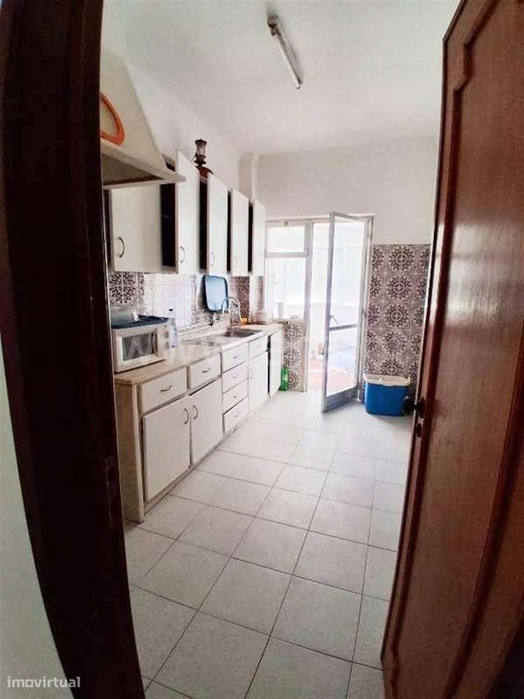 Apartamento T1; Cruz de Pau-3