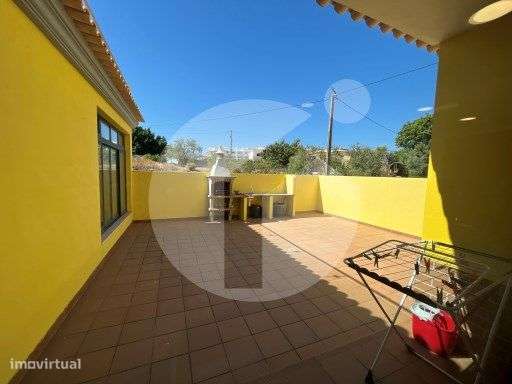 Moradia T4 com piscina - Olhão-32