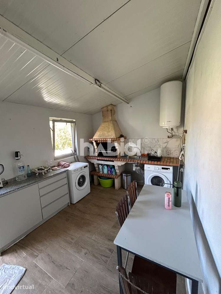 Moradia com 3 Habitações de utilização independente-33