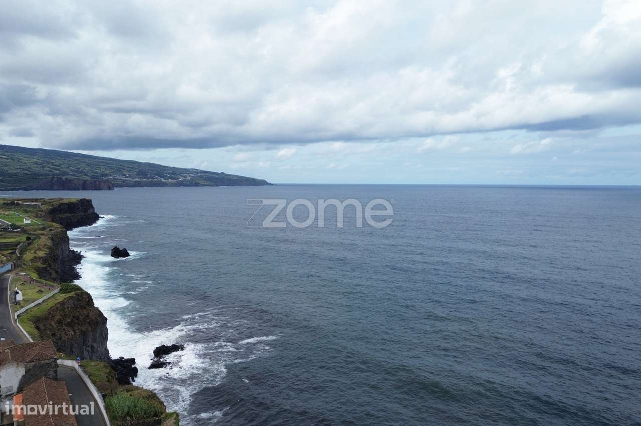 Moradia T2 com vista mar - Fenais da Luz-19