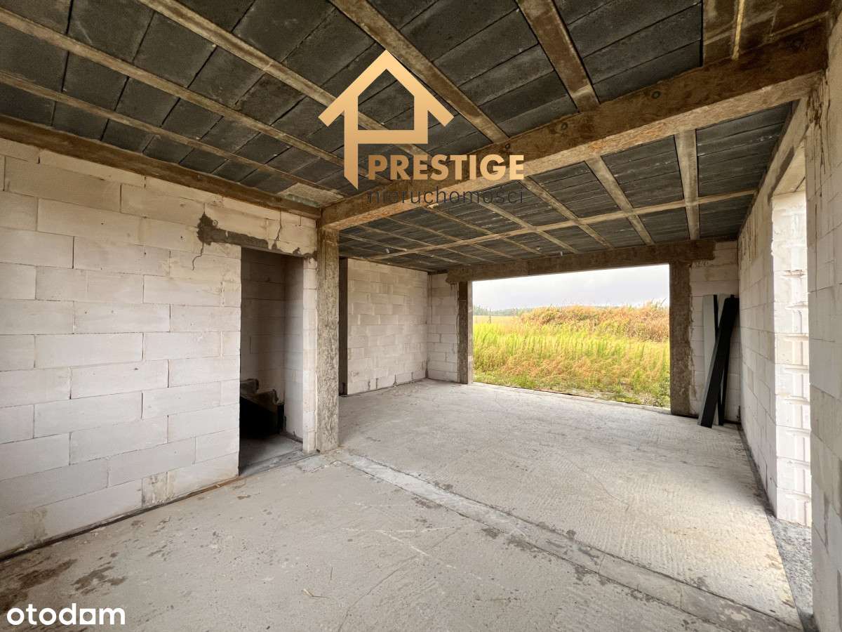 Dom w stanie surowym otwartym blisko jeziora.-5