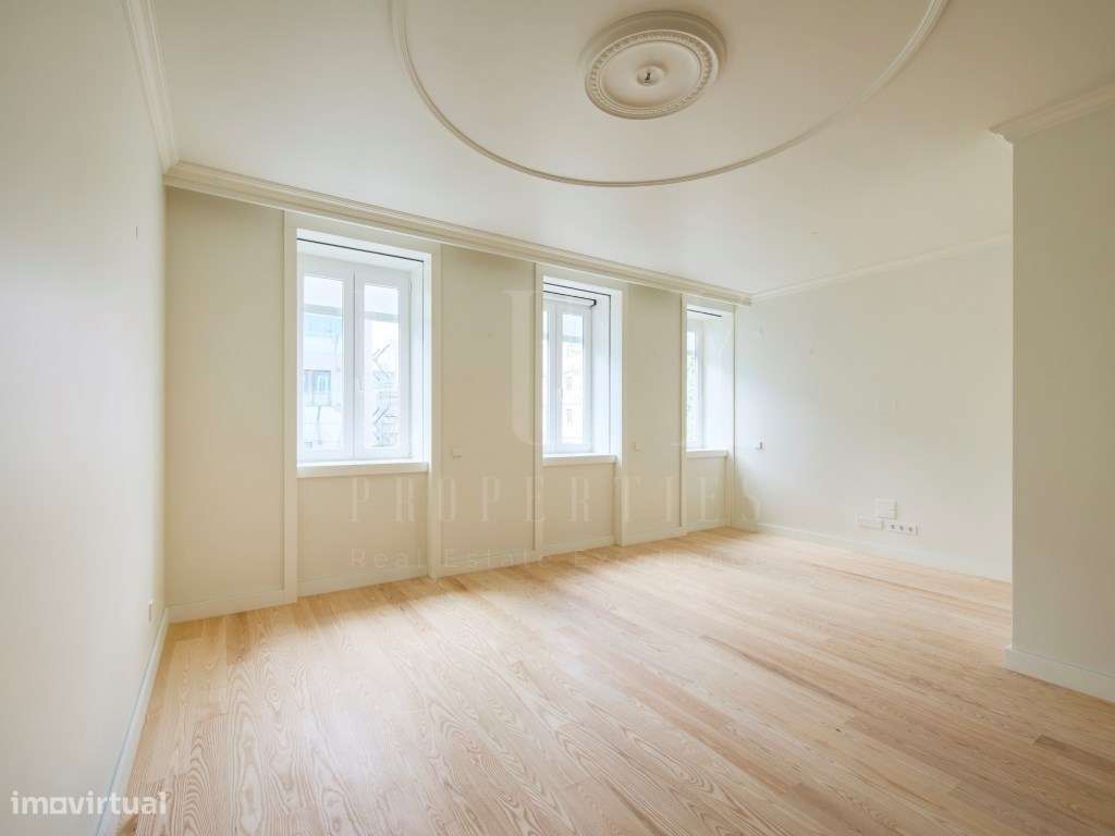 APARTAMENTO T2 PREMIUM EM LOCALIZAÇÃO CENTRAL DE LISBOA-0
