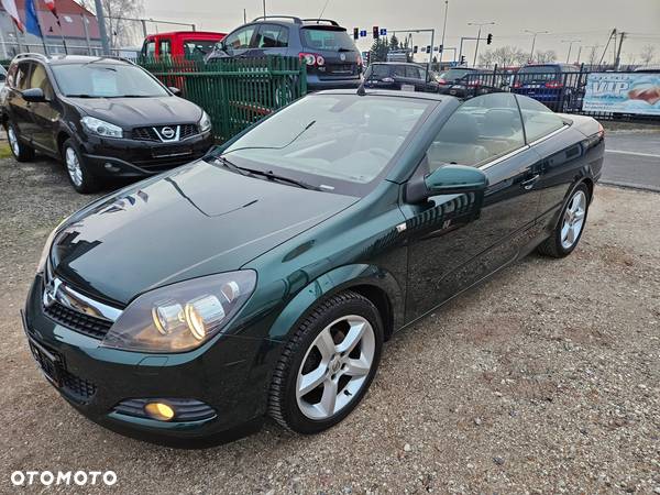 Opel Astra TwinTop 1.8 Cosmo - 2