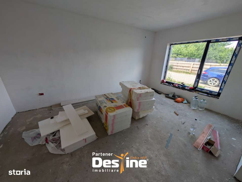 Casa plan parter 3 camere 90 mp + 500 mp teren, finisaje de calitate - Imagine principală: 5/14