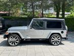 Jeep Wrangler - 12