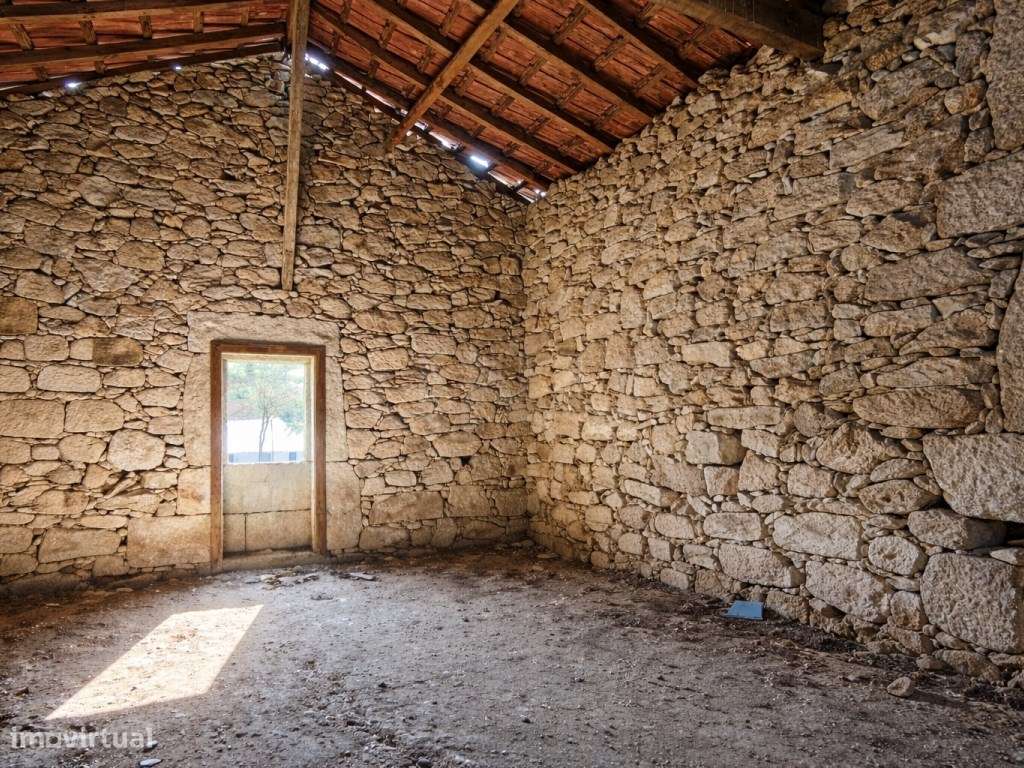 ATIVO TURÍSTICO + QUINTA DE EXCEÇÃO NA BEIRA ALTA-11