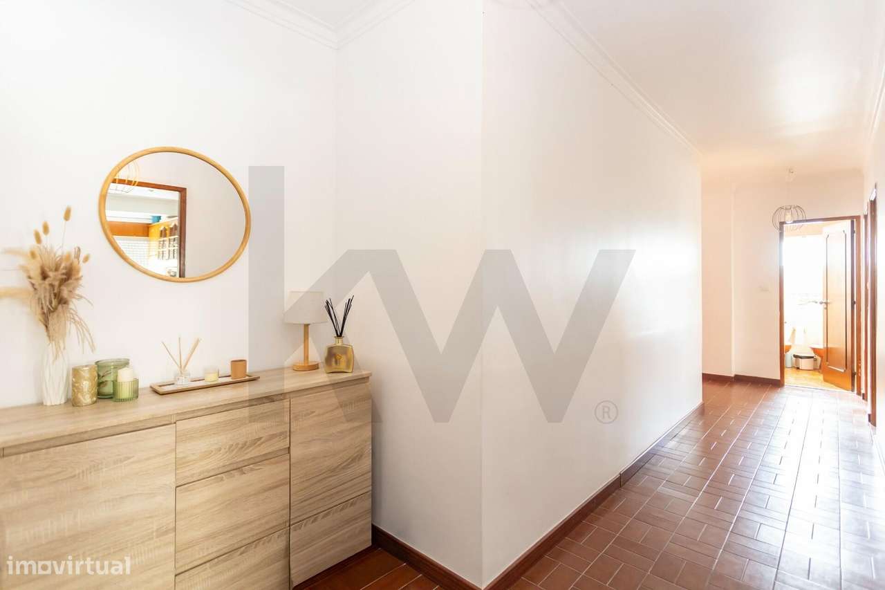 T3 com 3 Varandas, Arrecadação e 105m2 - Mina D' Água - Amadora - Grande imagem: 5/37