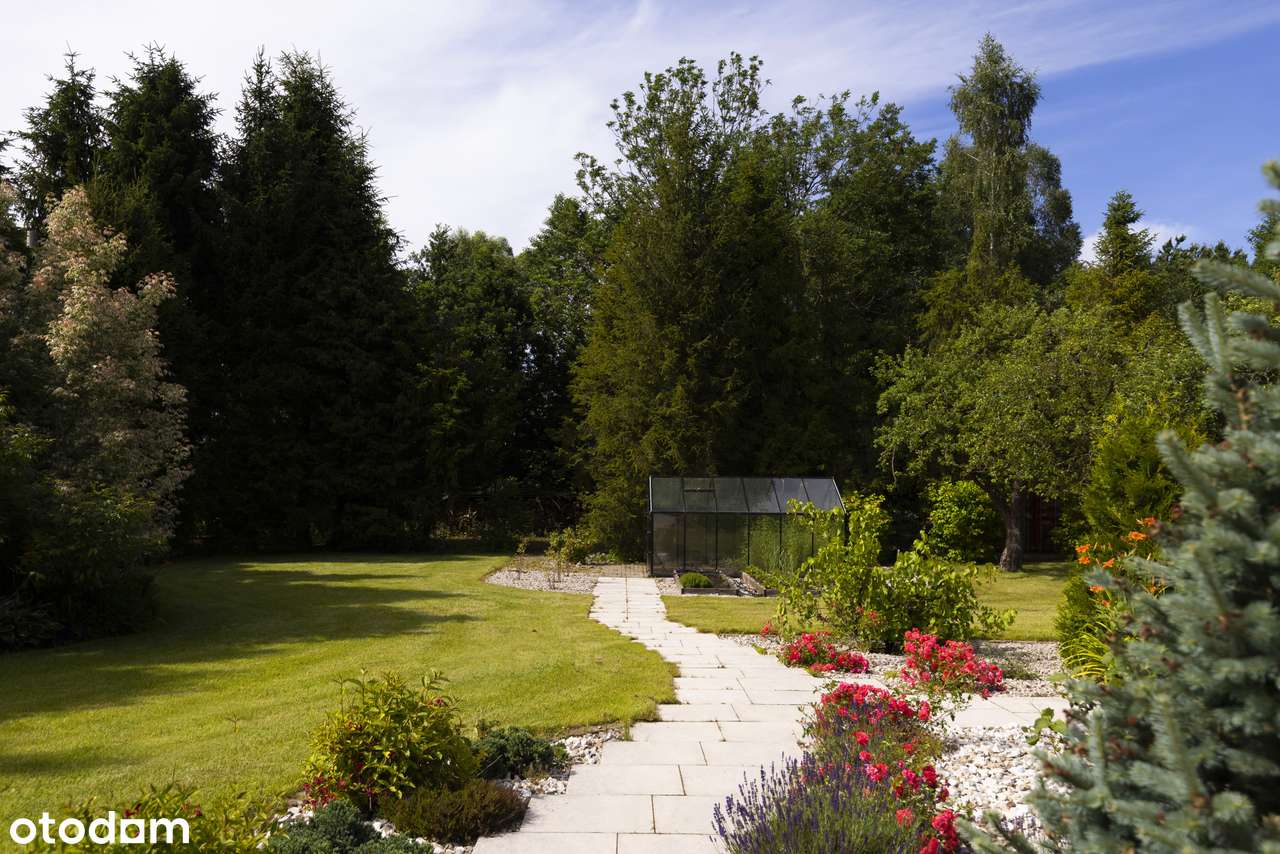 Dwa domy, basen, 2,7ha terenu-16