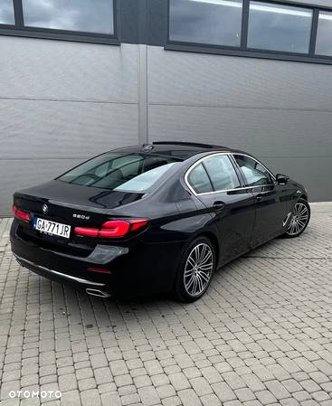 BMW Seria 5 520d Efficient Dynamics Luxury Line sport - 8