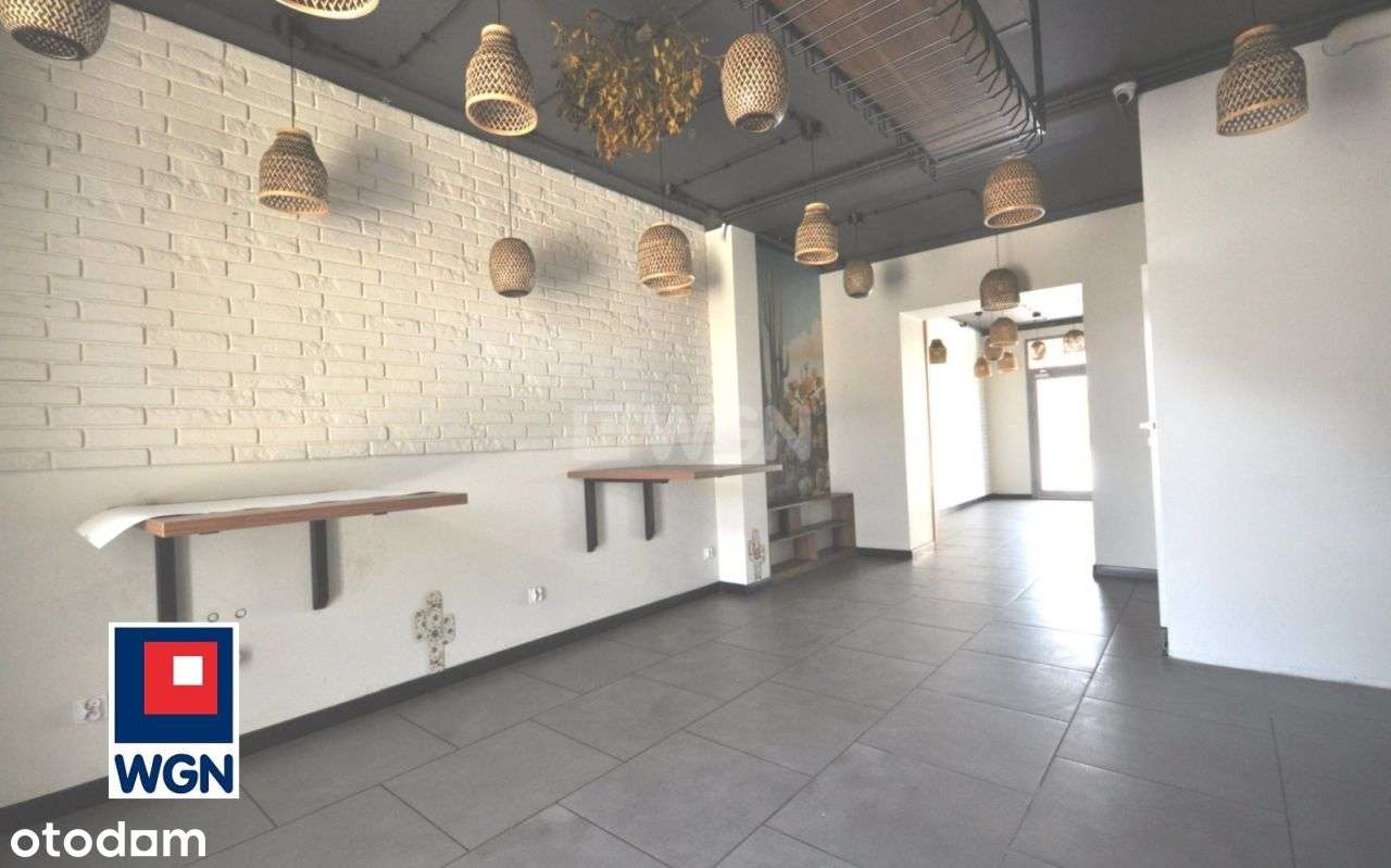 Lokal użytkowy, 73,28 m², Radomsko-6