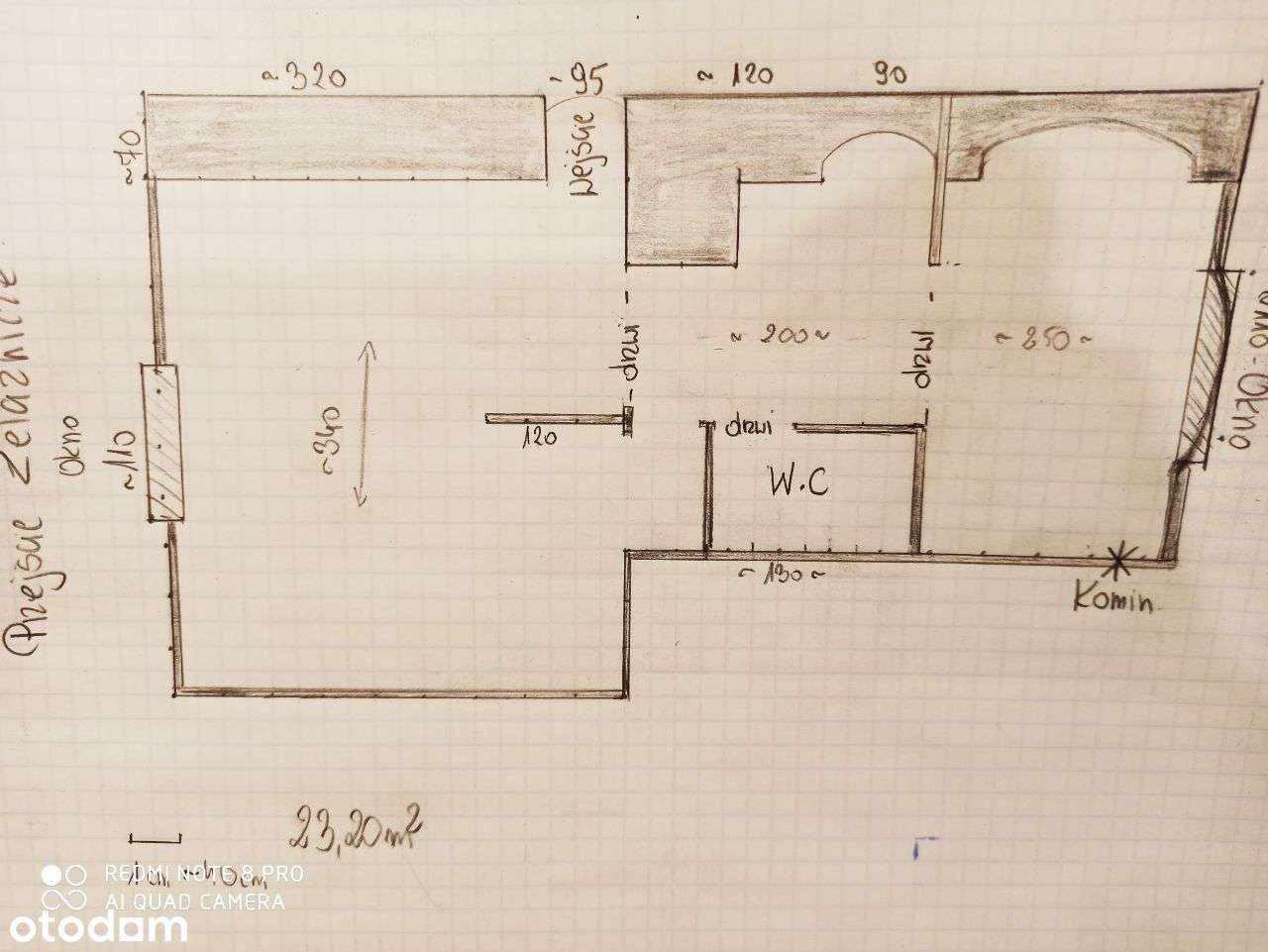 W Rynku w Sukiennicach nietuzinkowy lokal polecam!-8