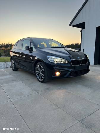 BMW Seria 2 220d Active Tourer Sport Line - 1