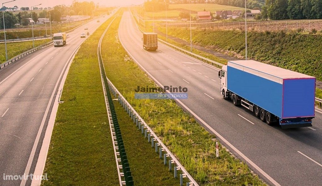 Empresa Transportes Logística Portugal e Nantes, França. Portugal, ...