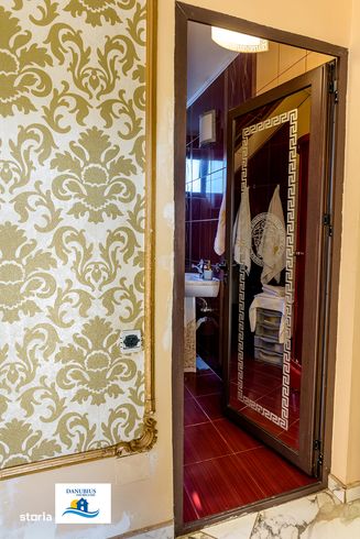 Vila de vanzare 6 camere in oras pret 250000neg-1