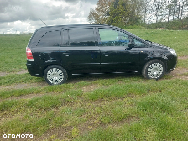 Opel Zafira - 11