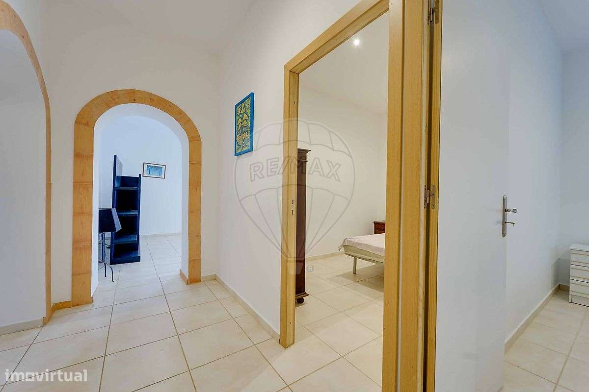 Moradia T15 para venda-32