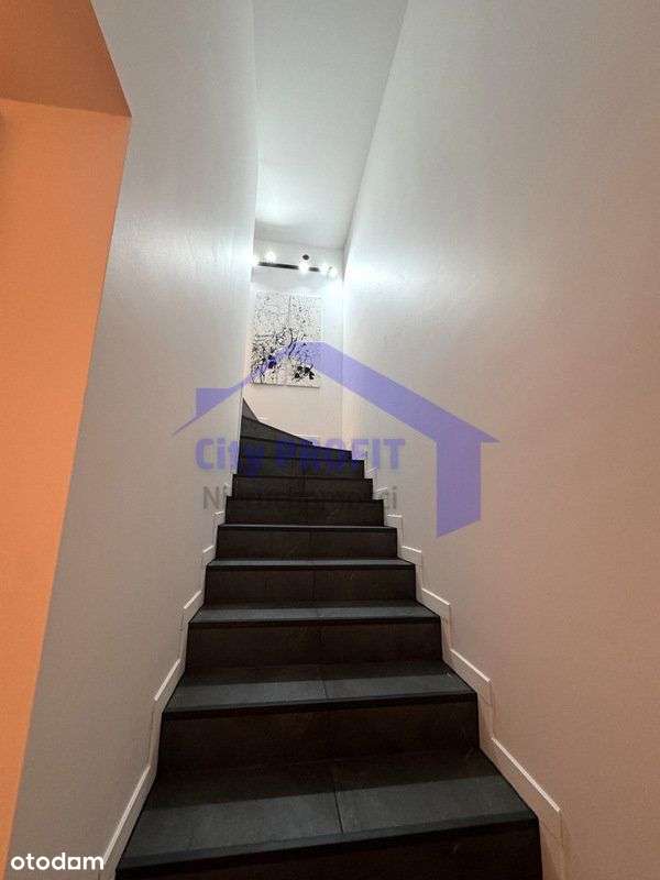 Dom Z Ogródkiem 141,91m2/ 5 pokoi /M.parkingowe-18