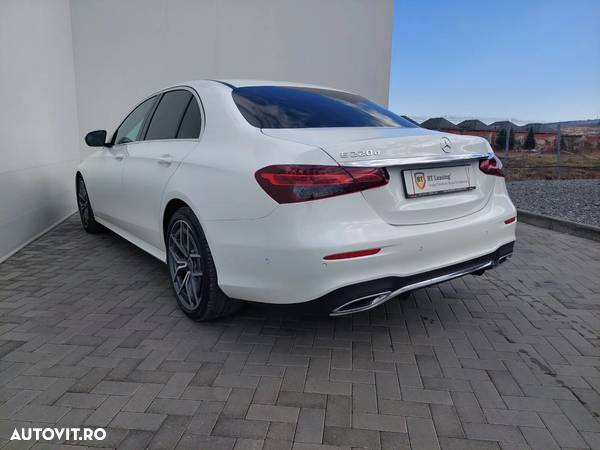 Mercedes-Benz E 220 d Aut. - 4