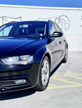 Audi A4 Avant 2.0 TDI DPF quattro S line Sportpaket - 4