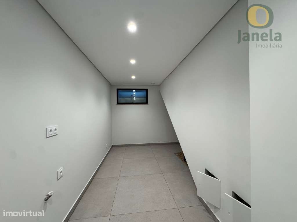 Moradia T4 de Luxo com Piscina, em Primeira Linha de Golfe, Vilamoura-55