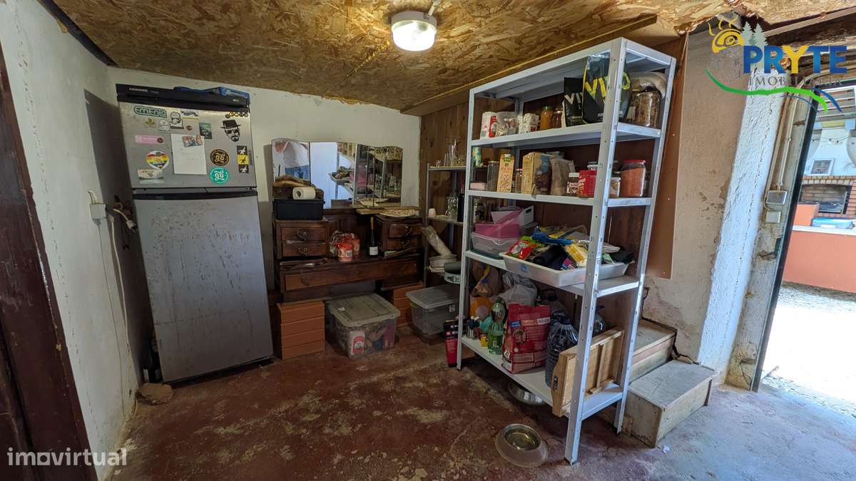 Quinta com 2 hectares de área total-sinónimo de privacidade e sossego-8