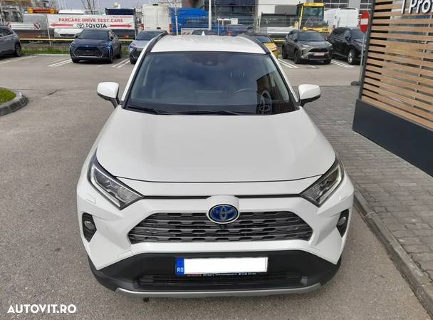 Toyota RAV4 2.5 Hybrid VVT-iE 4x4 Luxury - 4