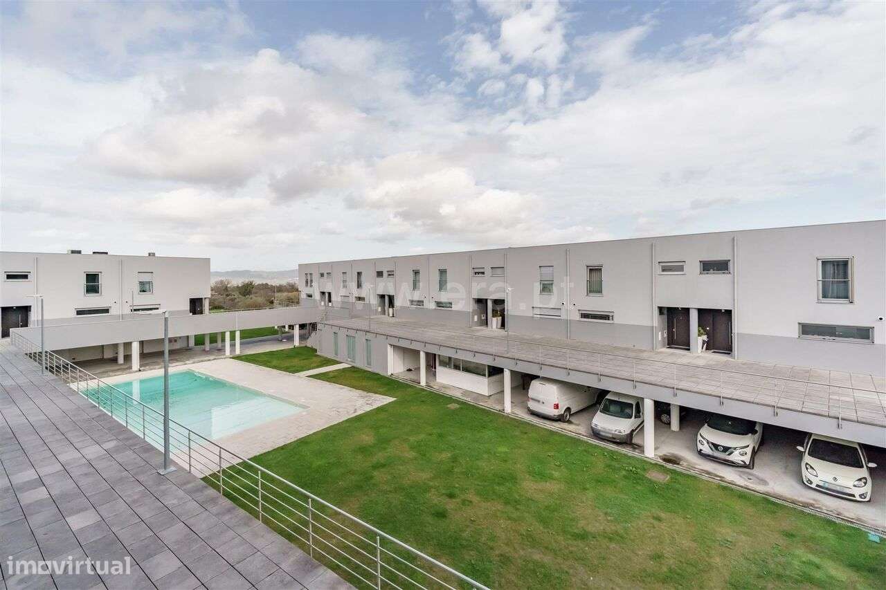 Moradia em Banda T3 / Fundão, Fundão - Grande imagem: 4/20