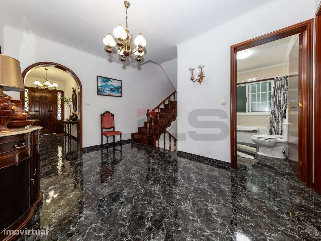 Moradia Exclusiva com Vista Mar + Terreno Urbano Independente (Fren...-14